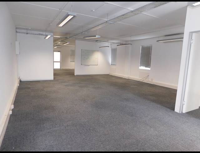 119M² OFFICE RENTED IN WESTLAKE
